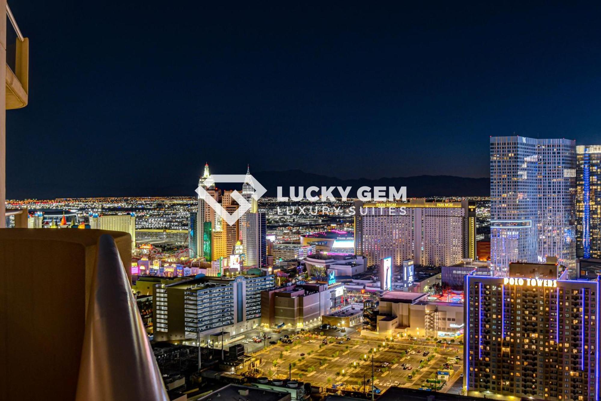 Lucky Gem Penthouse & Luxury Suites At Signature Resort, Balcony Strip View 3505 Las Vegas Dış mekan fotoğraf