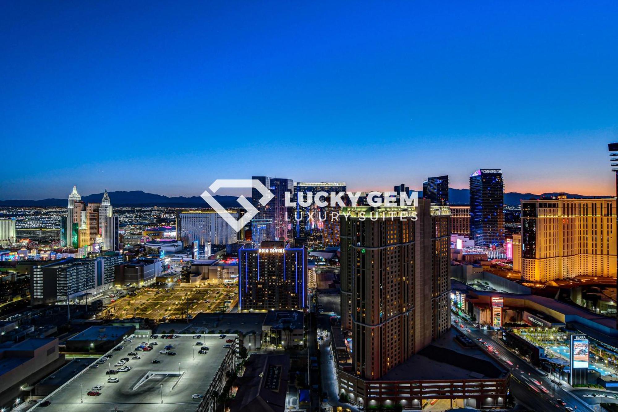Lucky Gem Penthouse & Luxury Suites At Signature Resort, Balcony Strip View 3505 Las Vegas Dış mekan fotoğraf