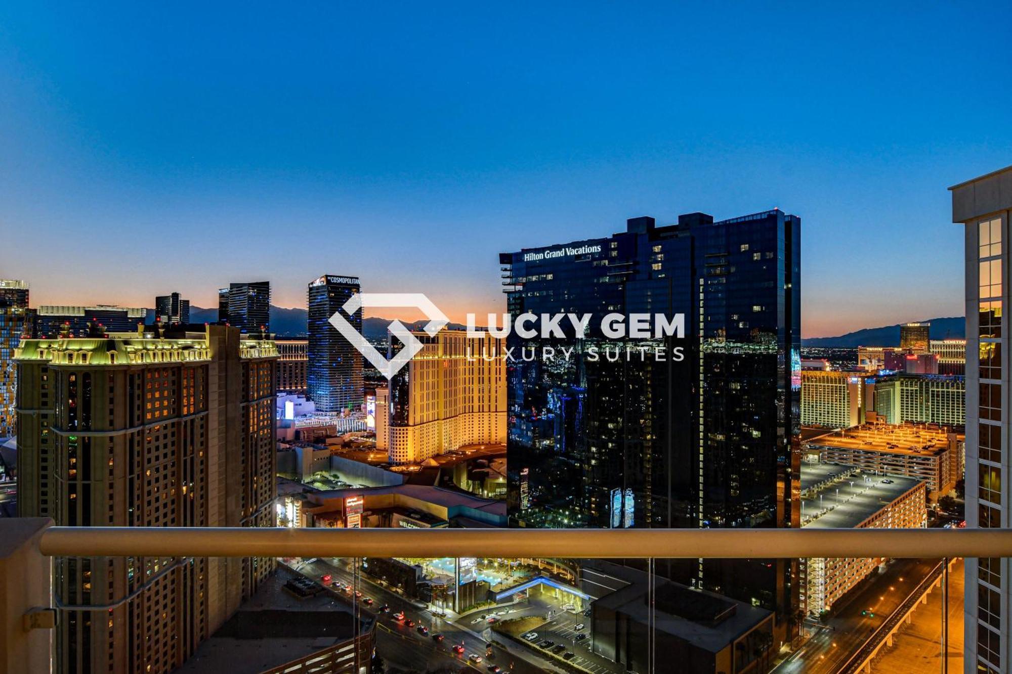 Lucky Gem Penthouse & Luxury Suites At Signature Resort, Balcony Strip View 3505 Las Vegas Dış mekan fotoğraf